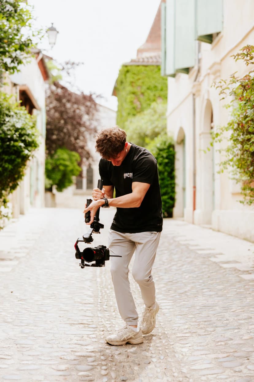 Thomas, vidéaste chez Lezbroz